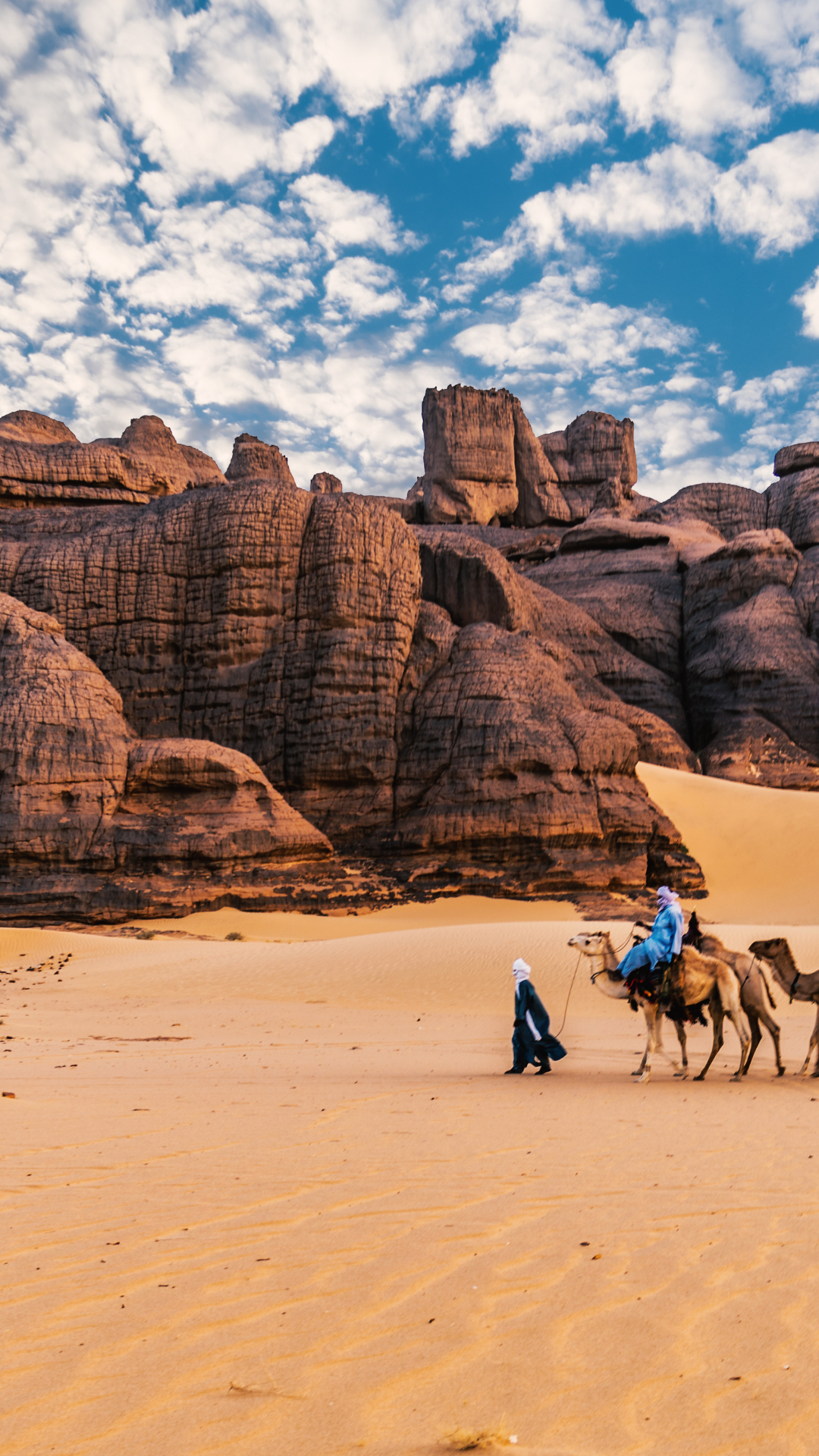 Pictures-for-the-new-country-guides-2.png
