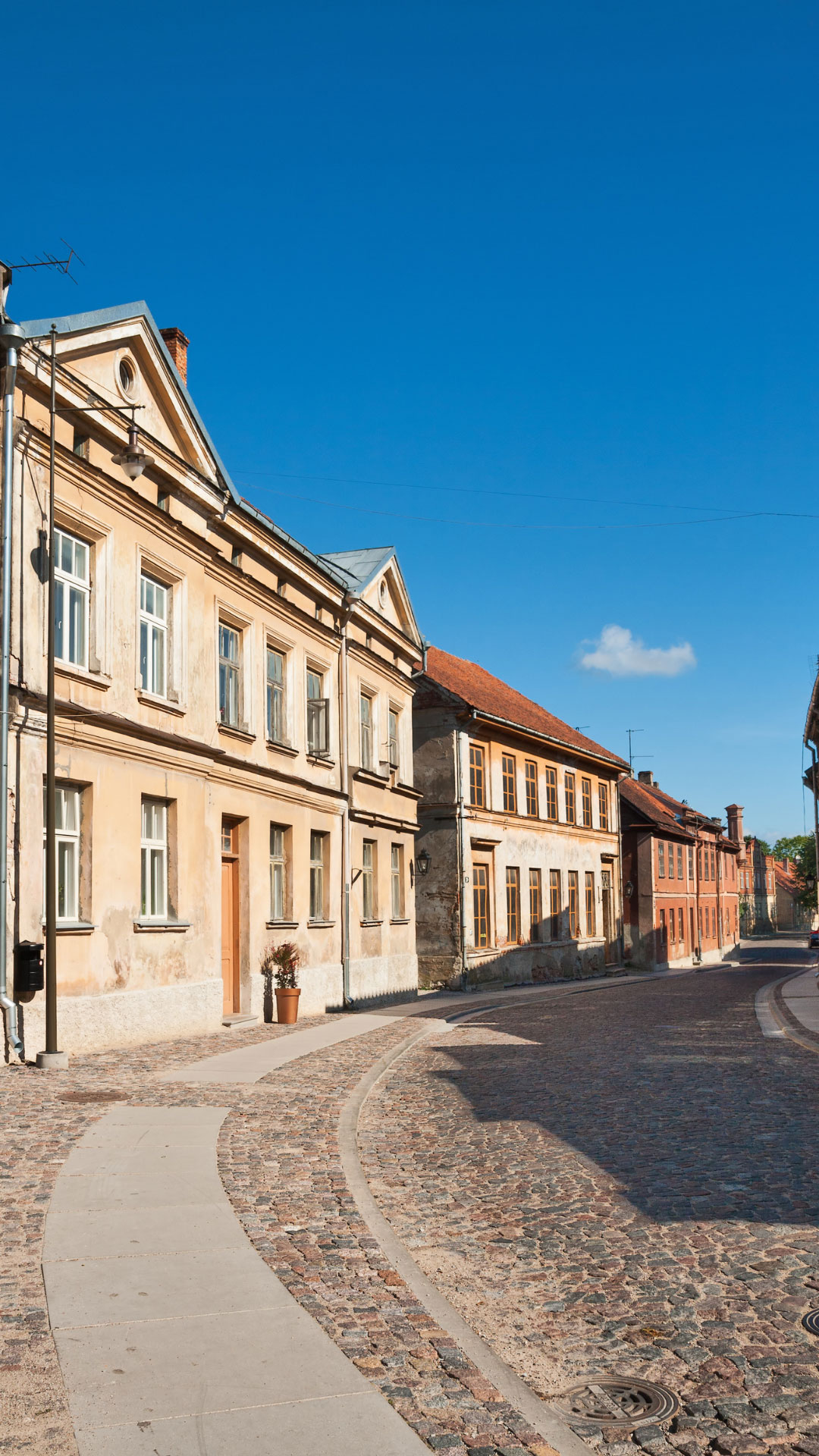 Latvia_Gallery_2.jpg