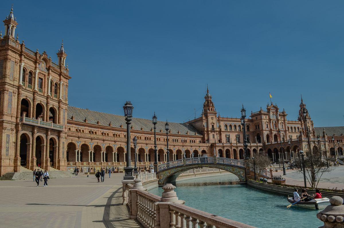 Teaching English in Spain: Plaza de Espana in Seville, where academy pay is lower but living costs stretch further