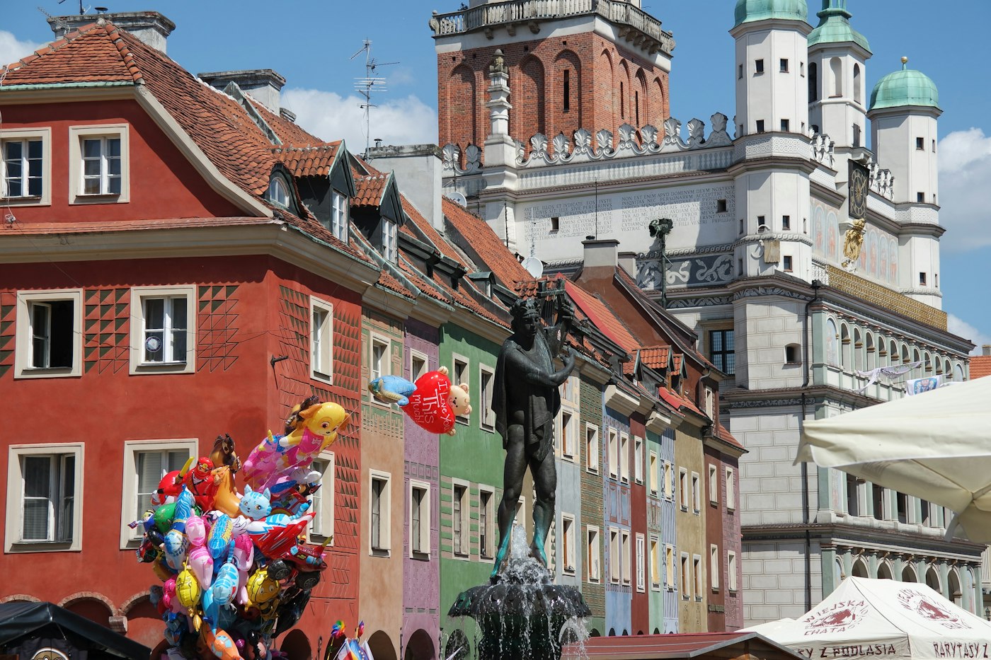 Old Market Square in Poznan, one of the best cities to teach English in Poland for lower rents and steady demand